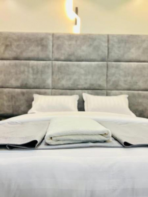 Lee Executive suite8